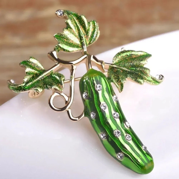 Enamel Shiny Cucumber Brooch - Picture 3 of 6